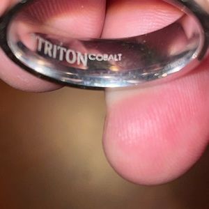 Men’s Size 13 Cobalt wedding band. Good condition, very attractive ring